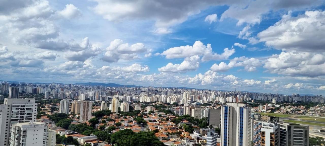 Linda Em Aeroporto De Congonhas * Sao Paulo